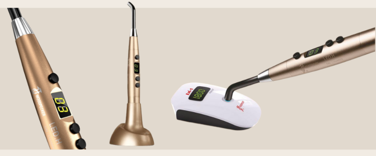 lampa złota led.png